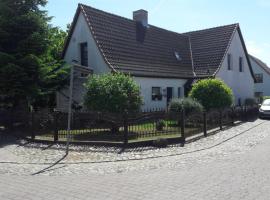 Ferienwohnung Garz, hotel in Garz-Rügen