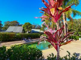 Oystercatcher at Raffertys Resort- family villa, villa en Cams Wharf