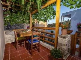 ARISTIDIS'S PLOUTI MOIRES