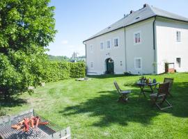 Barokní fara Český ráj, hotel in Železný Brod