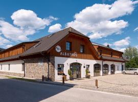 JBX Resort Hotel Albatros, golfový hotel v destinaci Přední Výtoň