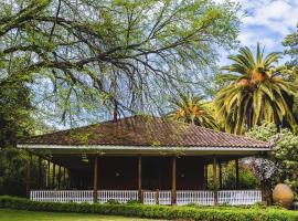 Hotel Hacienda los Lingues โรงแรมในLos Lingues