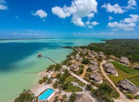 Orchid Bay Resort: Corozal şehrinde bir tatil köyü