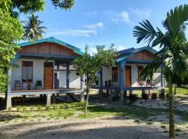 New Raya - Nias Beach Bungalows