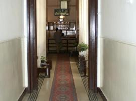 Pension Roma, hotel in Cairo