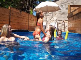 艾琳娜客房旅館