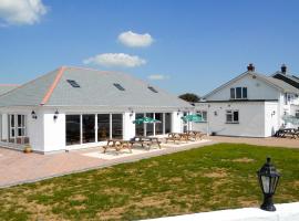 Newperran Holiday Park, glamping site in Newquay