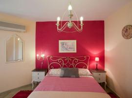 Polydor, hotel in Tolo