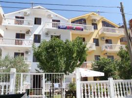 Apartments Hotel AL&DE: Velipoja şehrinde bir otel