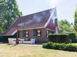 De Brittenburg met privé hottub & sauna 4-persoons, hotel in Lievelde