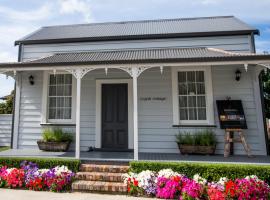 Coghill Cottage: Whitianga şehrinde bir otel