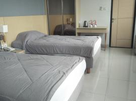 City Edge Guest House, hotel a Cilimus 2