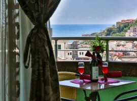 Hotel Hoti, hotell i Ulcinj