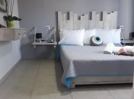 Aegli House