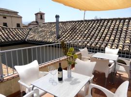 ローレル スイーツ アパートメンツ