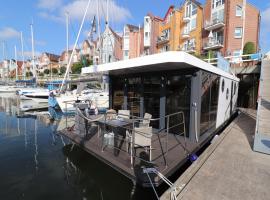 Havenkoje, hotel near Elbe 1 lightship, Cuxhaven