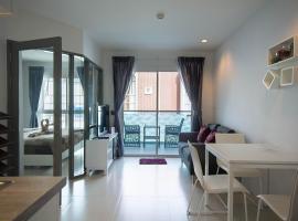 Grandblue Condo by malai, hotell i Mae Pim