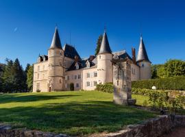 Château de St Alyre, жилье для отдыха в городе Sanssat
