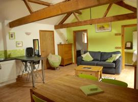 The Courtyard at Lodge Farm, vacation rental in Norwich