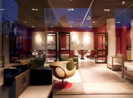 Zambala Luxury Residence, апартаменти з обслуговуванням у Мілані