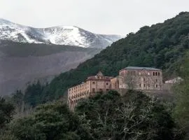 MONASTERIO de SANTA MARÍA DE VALVANERA