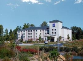 Baymont by Wyndham Mooresville, hotell i Mooresville