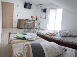 Guest Home Elena, hotell i Star Dojran