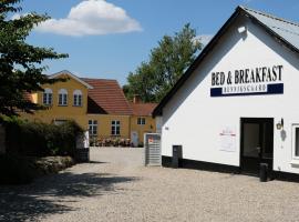 Benniksgaard Bed & Breakfast, готель у місті Ґростен