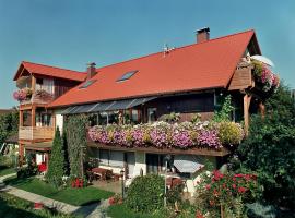Ferienhaus Krug, hotel v destinaci Muhr amSee