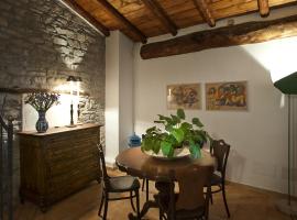 La Corte Di Nando, bed & breakfast i Varzi