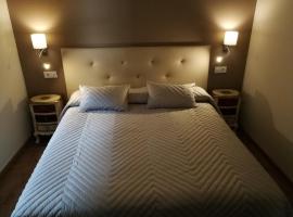 Hostal Casa Lacreu
