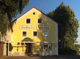Landhaus Nauenburg, cheap hotel in Heere