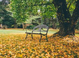 Federation Gardens & Possums Hideaway, hotel in Blackheath