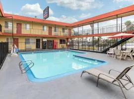 Howard Johnson Suites by Wyndham San Diego Chula Vista BayFront
