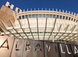 Viesnīca Albavilla Hotel & Co pilsētā Albavilla