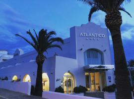 Hotel Atlántico, hotel din Zahara de los Atunes