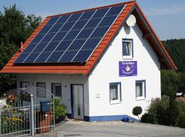 Ferienhaus Auszeit, Hotel in Waldsolms