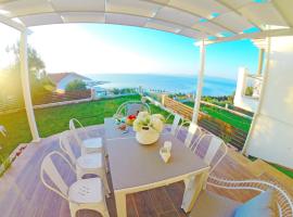 #Luxlikehome - Villa Vista al Mar, hotel v destinaci Paliouri