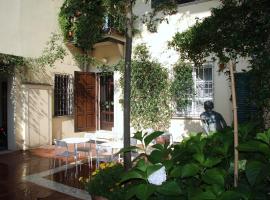 B&B Casa dei Poeti, bed and breakfast en Mantua