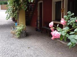 Gasthof Polly, hotel em Haunoldstein