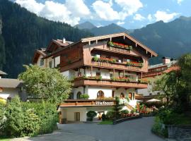 Hotel Garni Villa Knauer, hotel in Mayrhofen