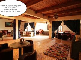 Gîte Village Paradise Valley, cheap hotel in Tagherat Anekrim