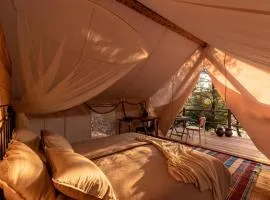 Plage Cachée - Glamping、ヴルボスカのヴィラ