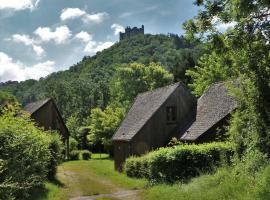 Camping Le Païsserou: Najac şehrinde bir otel