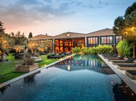 Warehouse By The Stay, hotel Alacatiban