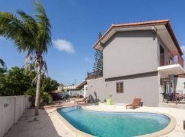 Advantage Apartments Curacao, hotel a Willemstad