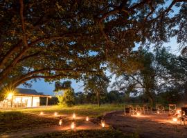 Makuwa Safari Lodge, brvnara u gradu Mbabat