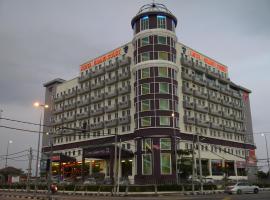 Grand Court Hotel, khách sạn ở Teluk Intan