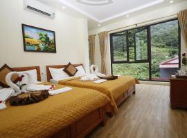 Hoang Phuc Hotel Cat Ba, hotell i Cat Ba