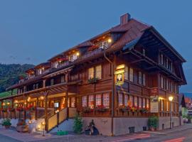 Hotel-Gasthaus Goldener Engel, viešbutis mieste Glotertalis